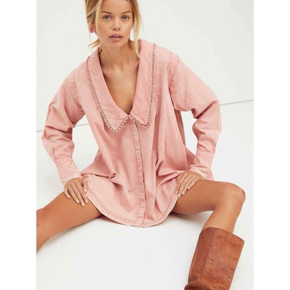 NWOT FREE PEOPLE Charlie Denim Button-Down Shirt Rose XS EXTRA SMALL - Picture 2 of 3